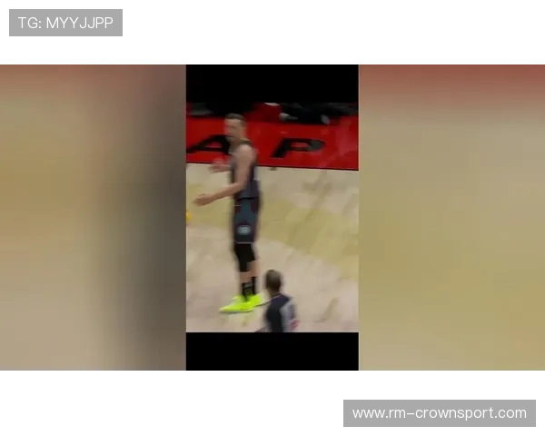 英格拉姆突破拉开火箭防线，提升球队关键时刻得分效率