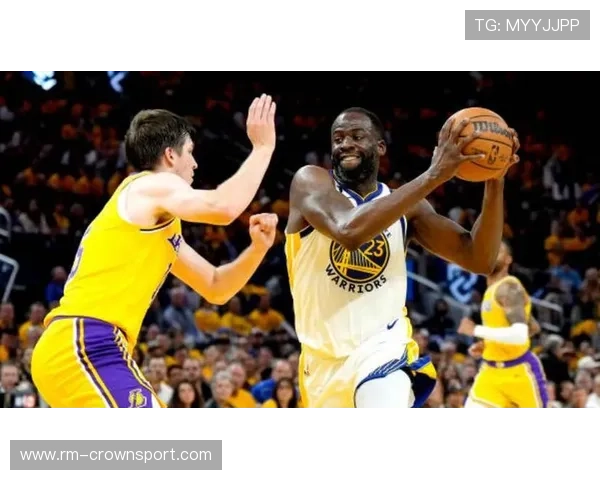 多米尼克·威尔金斯进攻多样化提升球队关键时刻得分效率