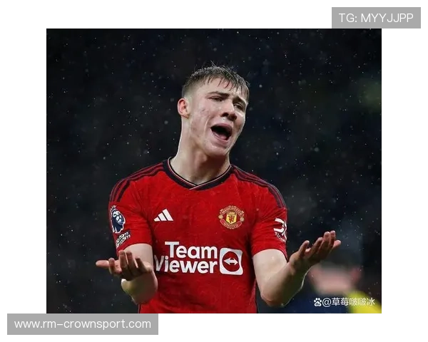 曼联重建困境，持续调整阵容背景下，球队稳定性面临考验